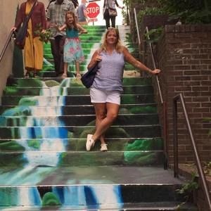 Meet your Posher, Julie